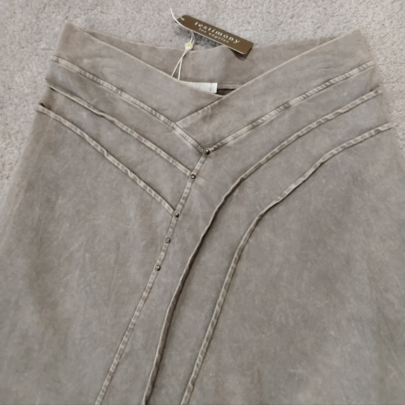 Testimony Cotton Knit Skirt With Scarf Bottom - Picture 3 of 4